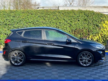 2023 Ford Fiesta ST-LINE 1.0T // VERY LOW MILEAGE // 17" ALLOYS // HEATED MULTIFUNCTION STEERING WHEEL €19,900 thumbnail