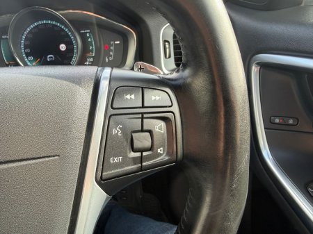 2015 Volvo V60 - thumbnail 12