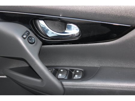 2019 Nissan Qashqai 1.3 PET SV €17,950 thumbnail