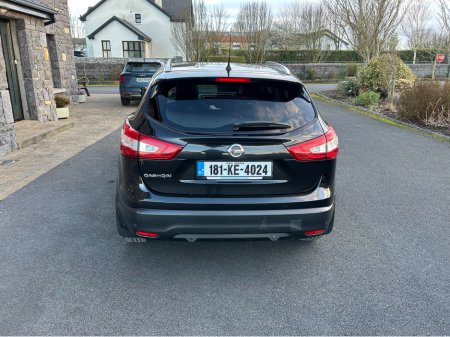 2018 Nissan Qashqai - thumbnail 5