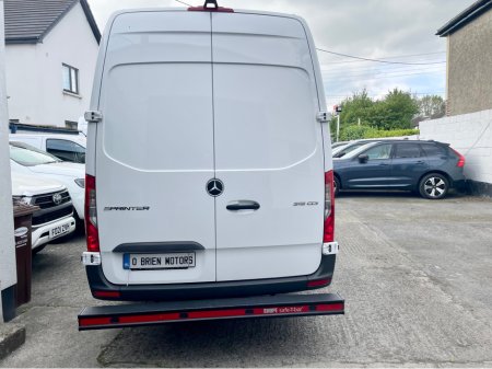 2025 Mercedes-Benz Sprinter - photo 18