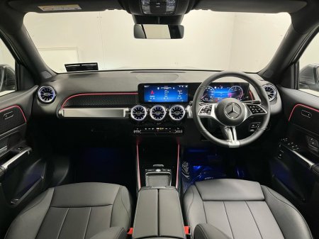 2026 Mercedes-Benz GLB 200d Progressive - 18 Inch Alloys - Reversing Camera - Ambient Lighting - Sat Nav - Climate Control - Heated Seats - Keyless Start - Apple CarPlay/Android Auto €73,298 thumbnail