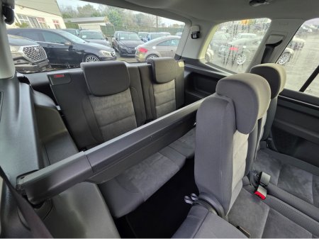 2012 Volkswagen Touareg 1.4 TSI HIGHLINE EDITION 7 SEATER ALLOYS SIMI DEALER - SPECIALISING IN IMPORTS OF GERMAN AUTOMATIC HI SPEC CARS thumbnail