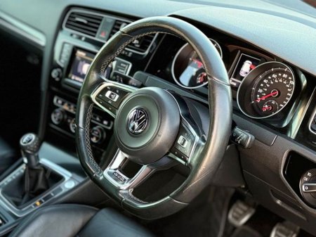 2015 Volkswagen Golf - thumbnail 9