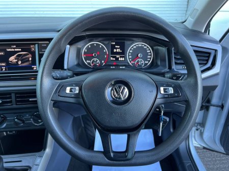 2019 Volkswagen Polo TRENDLINE 1.0 TSI // VALID NCT 02/27 // AIR CONDITIONING // 15" ALLOYS €13,900 thumbnail