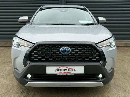 2023 Toyota Corolla - thumbnail 2