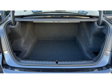 2023 BMW 5 Series - thumbnail 19