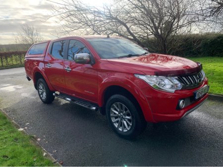 2015 Mitsubishi L200 DID BARBARIAN DCB 4DR 2.5 CR 4WORK €15,995