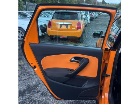 2011 Volkswagen Polo - thumbnail 6