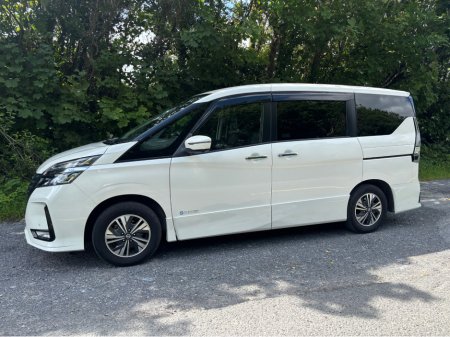 2020 Nissan Serena E Power Hybrid 7 seater €24,995