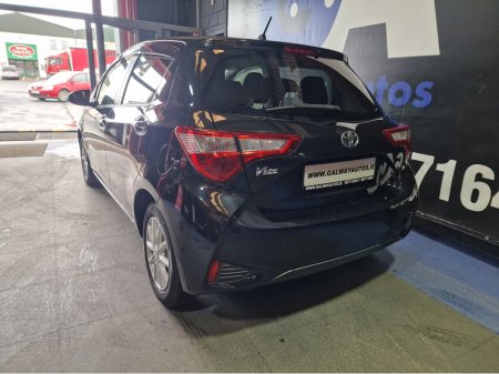 2018 Toyota Yaris - thumbnail 7