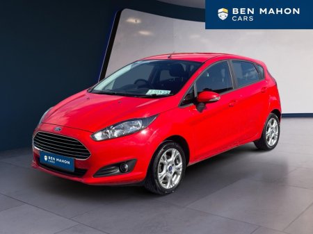 2015 Ford Fiesta - thumbnail 1