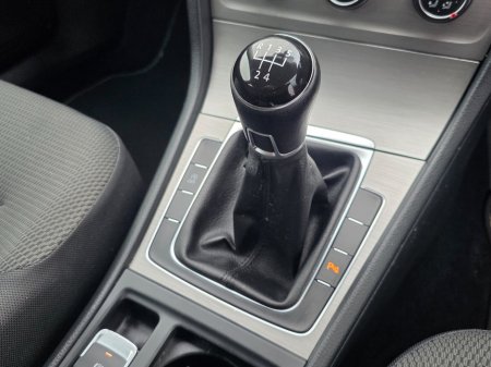 2015 Volkswagen Golf - thumbnail 17