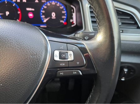 2021 Volkswagen T-Roc STYLE AUTOMATIC 2.0 DIESEL //LOW MILES//KEYLESS ENTRY//REVERSE CAMERA//ADAPTIVE CRUISE CONTROL//BLIND SPOT WARNING// €25,950 thumbnail