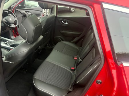 2016 Renault Kadjar SIGNATURE NAV ENERGY DC 4DR A thumbnail