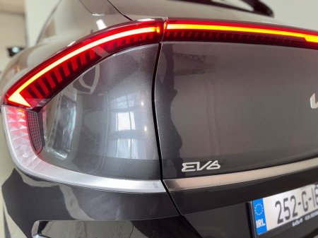 2025 Kia EV6 - thumbnail 10