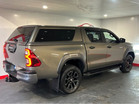 2021 Toyota Hilux - thumbnail 38
