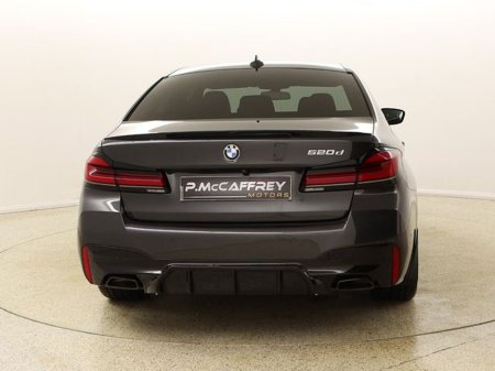 2022 BMW 5 Series - photo 6