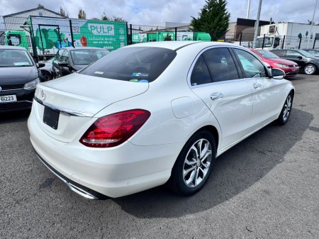 2016 Mercedes-Benz C Class C 200 AVANTGARDE €20,999 thumbnail