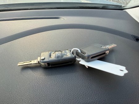 2013 Volkswagen Golf - thumbnail 15