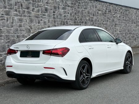 2022 Mercedes-Benz A Class - thumbnail 2