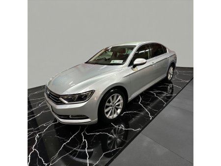 2017 Volkswagen Passat - thumbnail 13