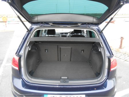 2016 Volkswagen Golf Comfort 1.2 Petrol Auto €14,995 thumbnail