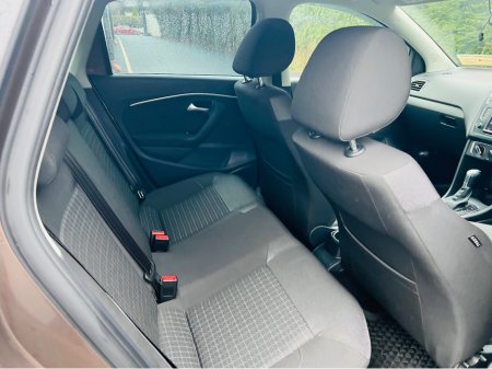 2014 Volkswagen Polo 1.2 AUTO // LOW MILEAGE // 2 KEYS €10,950 thumbnail