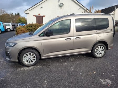 2024 Ford Tourneo Connect Titanium 2.0L 122 BHP €39,995