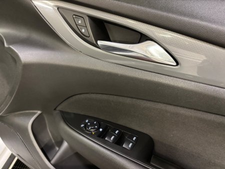 2019 Opel Insignia 1.6 (136PS) Turbo D ecoTEC SC €12,950 thumbnail