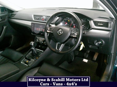 2017 Skoda Superb - thumbnail 22