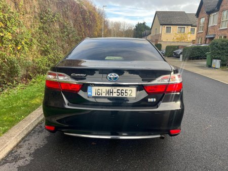 2016 Toyota Camry  €12,950 thumbnail