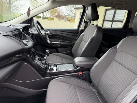 2018 Ford Kuga - thumbnail 16