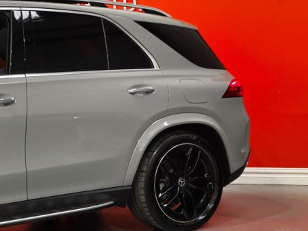 2025 Mercedes-Benz GLE Class - thumbnail 7