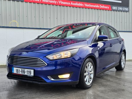 2016 Ford Focus - thumbnail 15