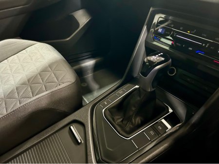 2021 Volkswagen Tiguan LIFE 2.0 TDI D7F 150HP 5 €31,500