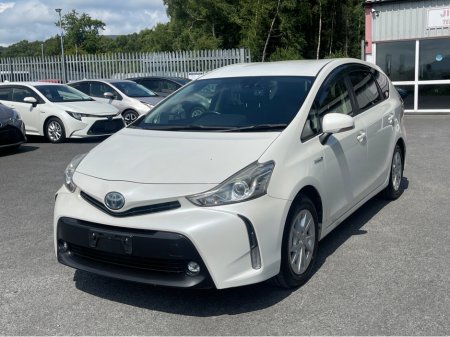 2015 Toyota Prius Alpha Toyota Prius Alpha 7 seater €15,950