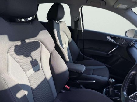 2017 Audi A1 - thumbnail 4