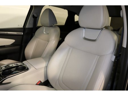 2024 Hyundai Tucson HYBRID EXECUTIVE PLUS 1.6L PETROL AUTOMATIC SUV €41,995 thumbnail