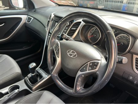 2016 Hyundai i30 - thumbnail 4