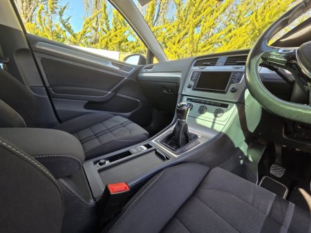 2017 Volkswagen Golf - thumbnail 26