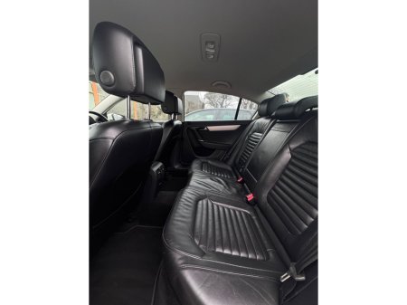 2013 Volkswagen Passat 2.0 TDI HIGHLINE BLUEMOTION 14 140PS 4DR AUTO €8,750 thumbnail