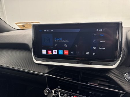 2026 Peugeot 2008 - thumbnail 16