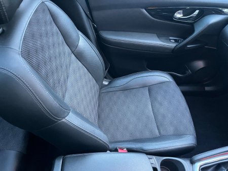 2014 Nissan Qashqai 1.5 DSL SVE €6,950 thumbnail