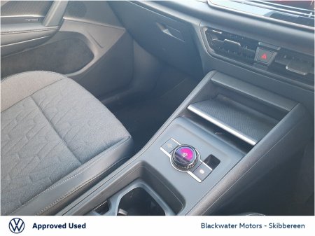 2025 Volkswagen Tiguan - thumbnail 16