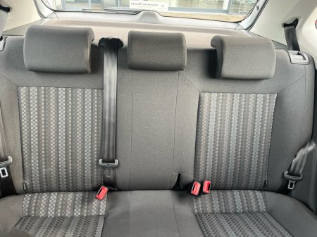 2017 Volkswagen Polo 1L 60HP Trendline €11,900 thumbnail