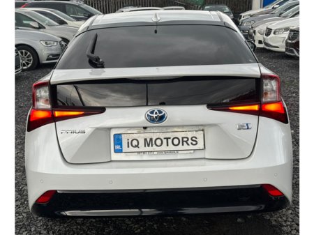 2021 Toyota Prius - thumbnail 12