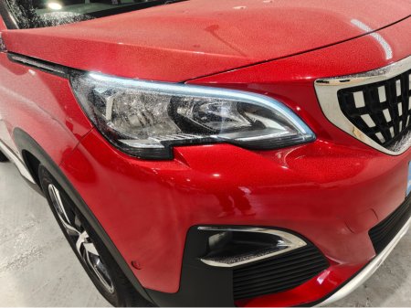 2018 Peugeot 3008 ALLURE 1.2 130 4DR €13,450 thumbnail