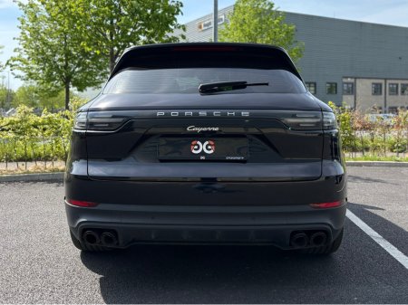 2022 Porsche Cayenne V6 E-HYBRID AUTO 456BHP *1 OWNER *FRESH NCT *SUNROOF €79,995