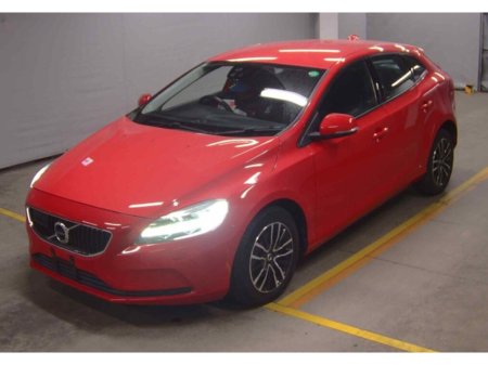 2018 Volvo V40 - thumbnail 2